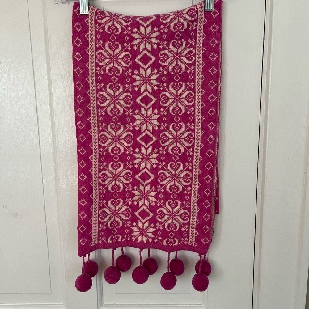 Bloomingdales Cashmere Wool Nordic Alpine Pom Poms Scarf Hot Pink Ivory Soft New